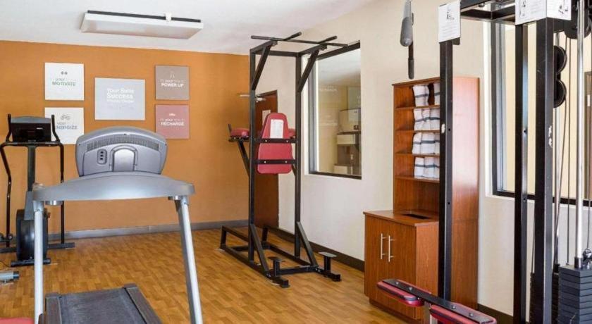 Comfort Suites Лапорт Экстерьер фото